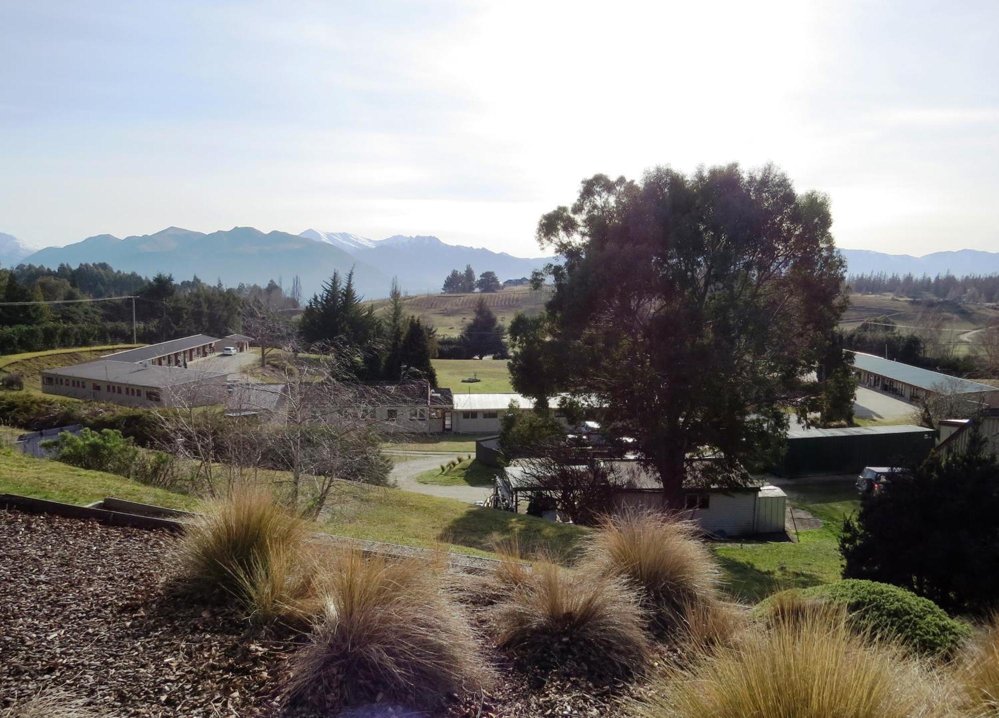 Mt Aspiring Holiday Park Ванака Экстерьер фото